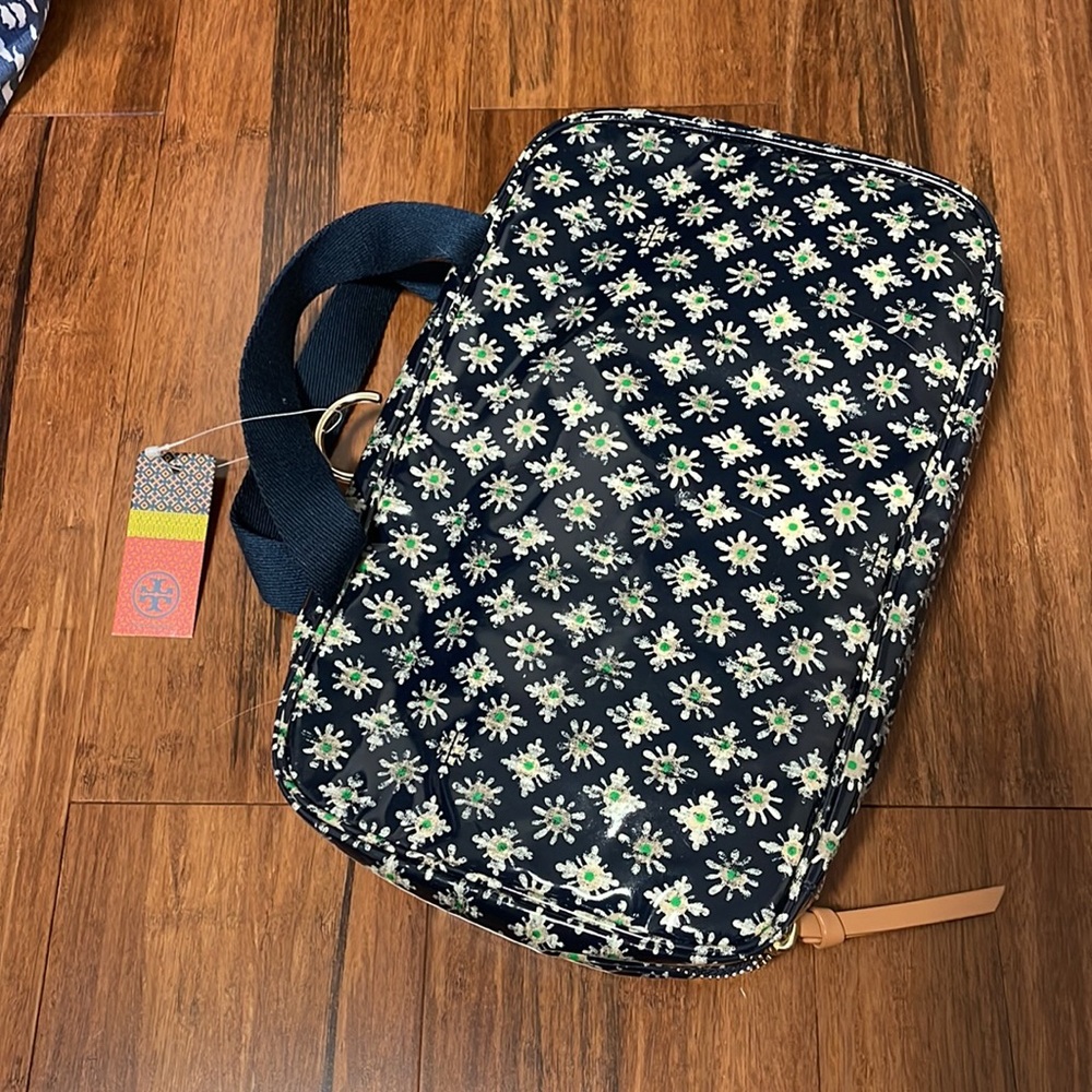 Tory Burch Cosmetic Bag - Picture 7 of 10